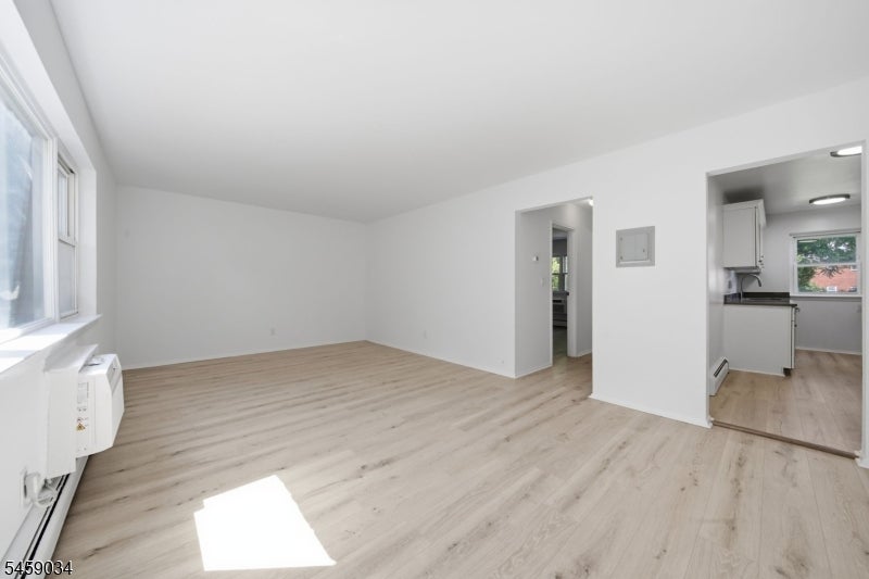125 Regency Park 125