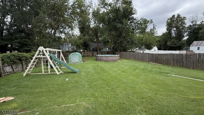 645 Townsend Pl
