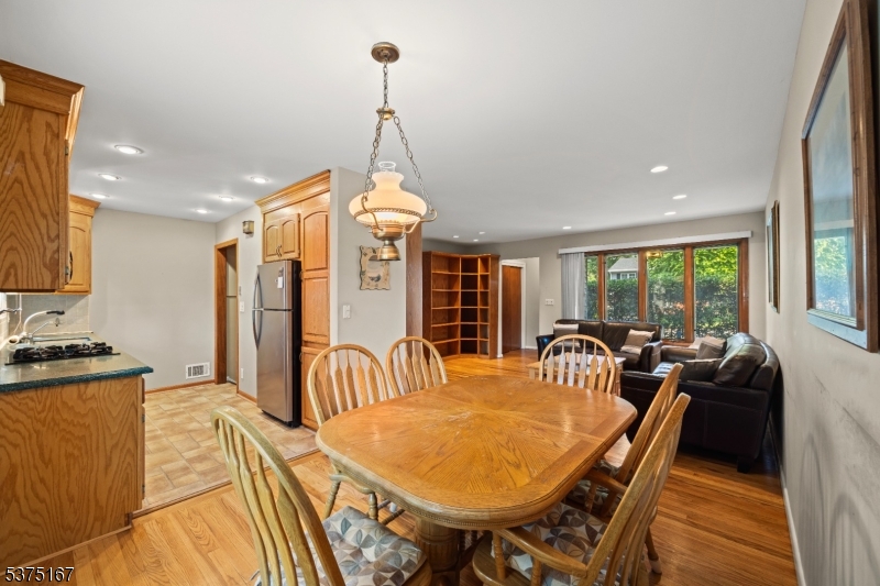 41 Hopper Ave