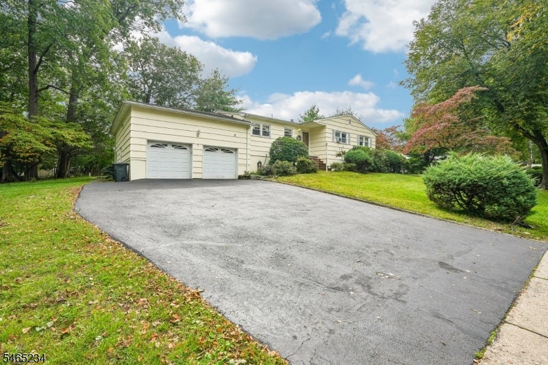 201 Kiwanis Dr