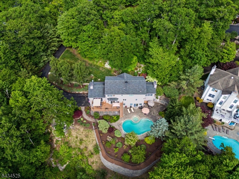 62 S Glen Rd