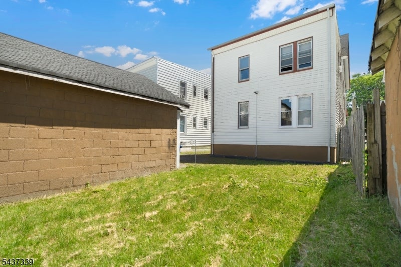 98 Delmar Pl