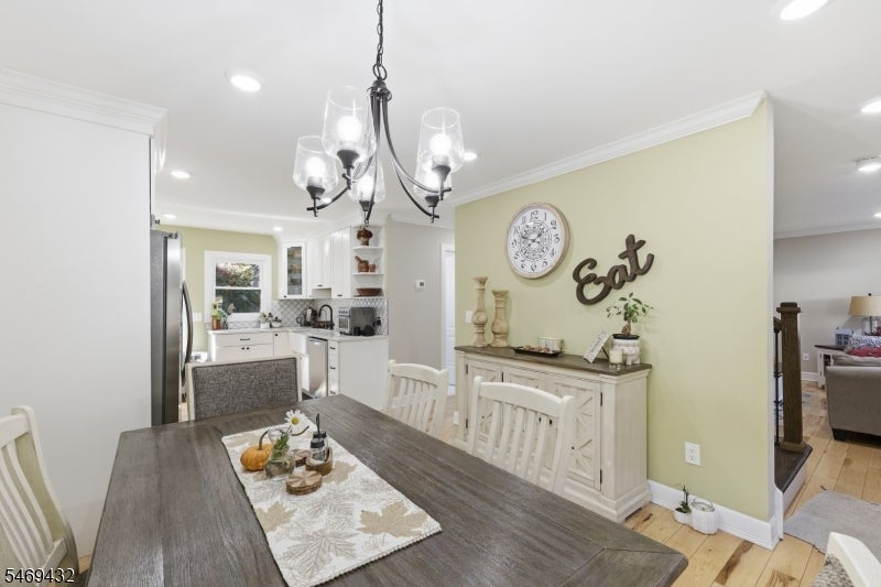 104 Frances Ave