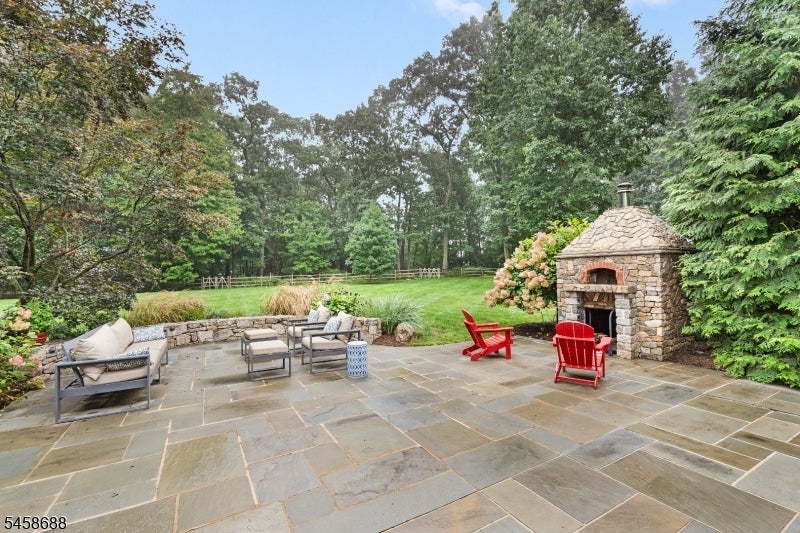 7 Red Oak Row