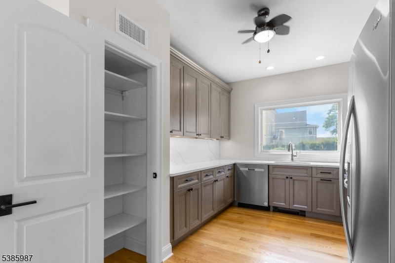 182B East 25th Street