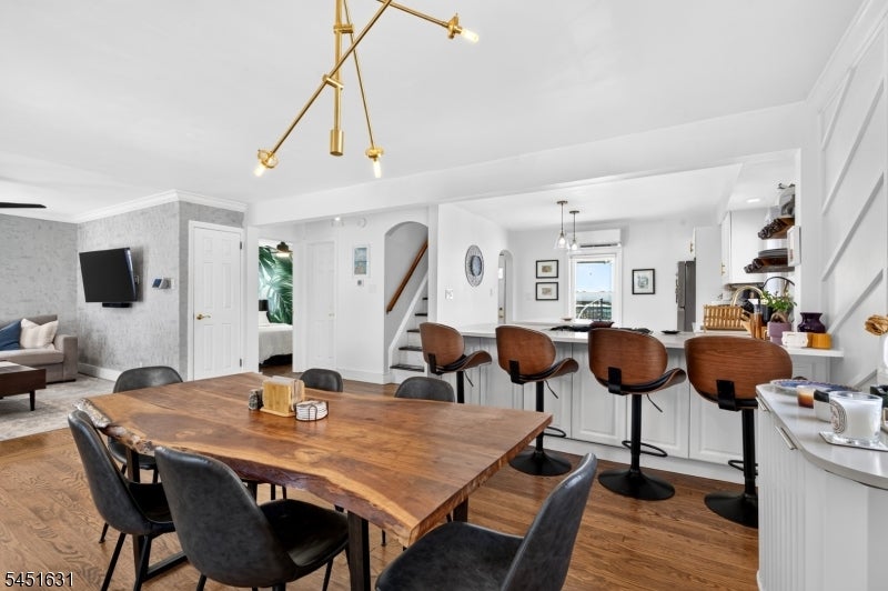 15 Edison Ave