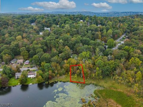 99 Seneca Lake Rd Sparta Twp. NJ 07871