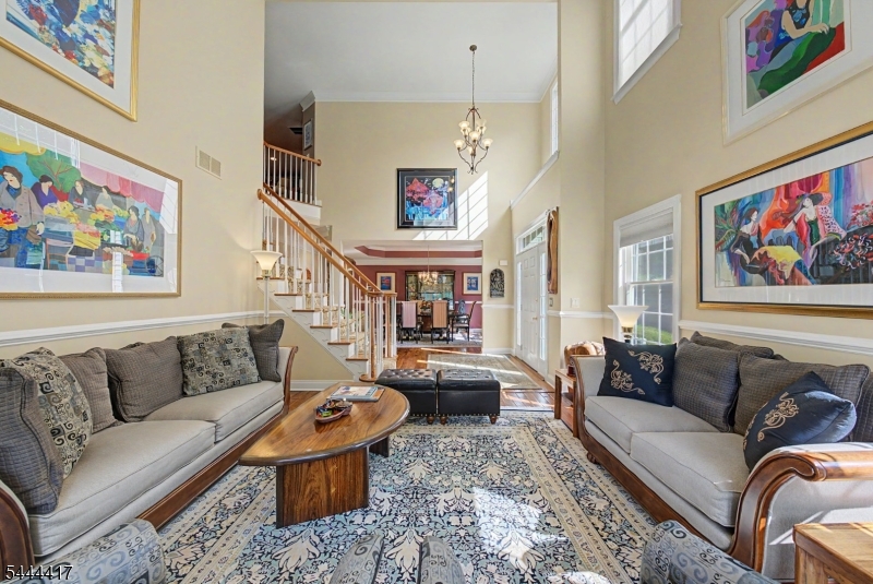 79 MACKENZIE LANE SOUTH