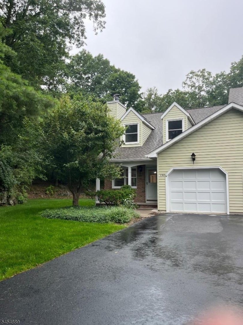 150 Saddleback Ct