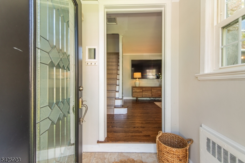 16 Haines Dr