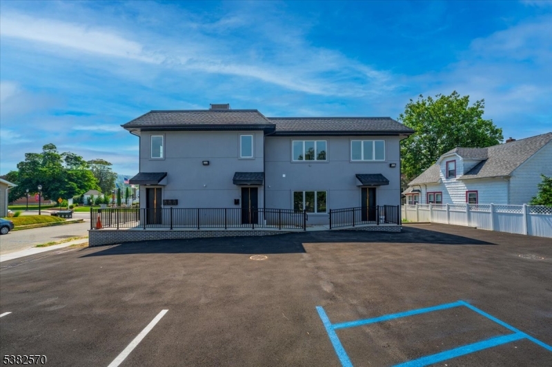 1108 Mcbride Ave