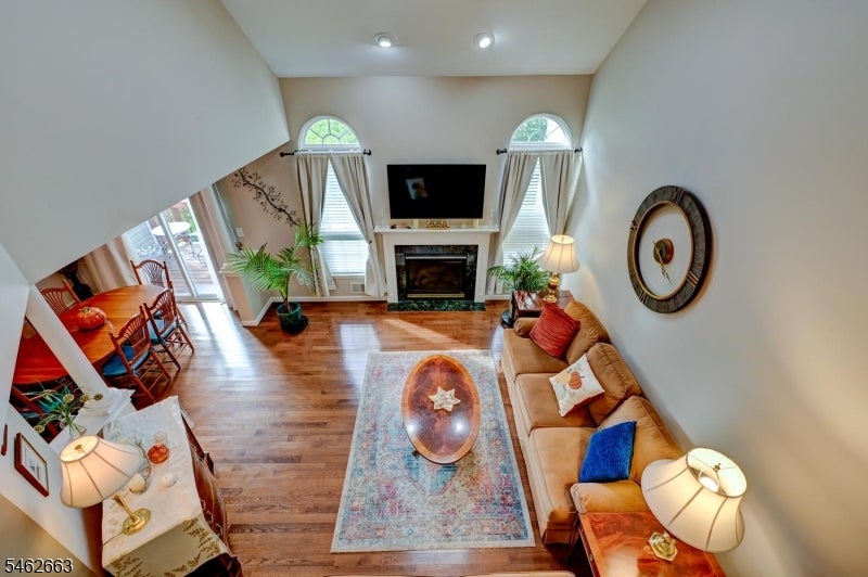 275 Morning Glory Ct