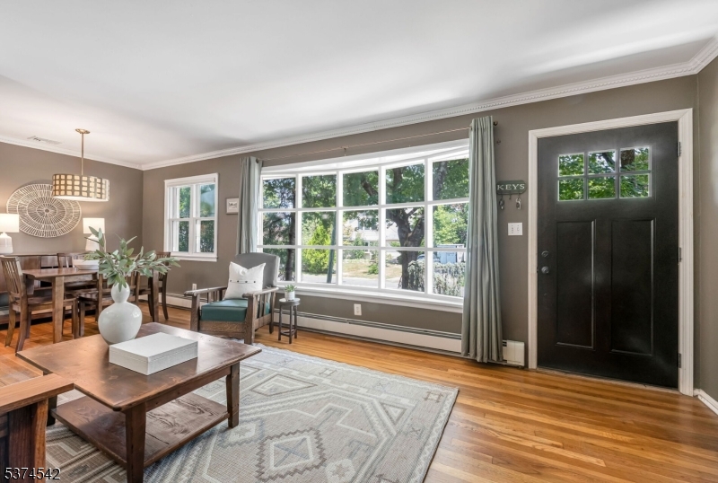 27 Kennedy Dr