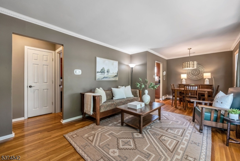 27 Kennedy Dr