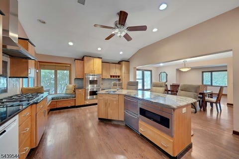 Featured picture for the property 4034877