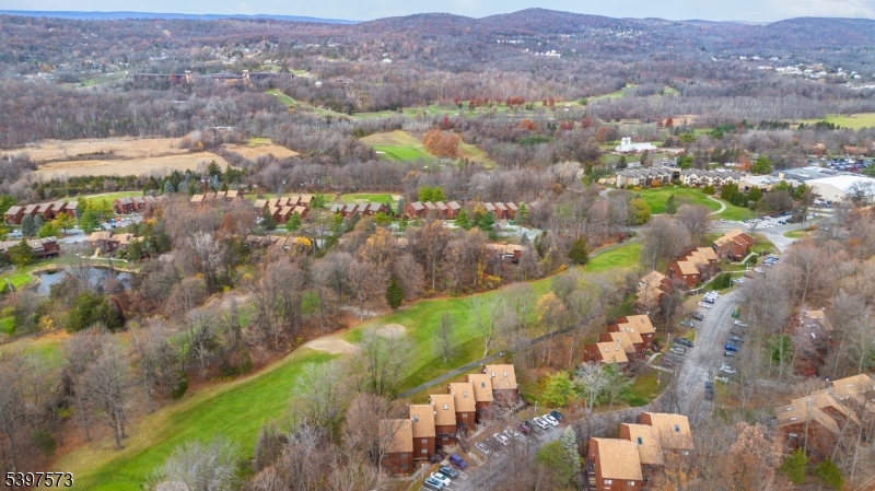 10 Augusta Dr 9