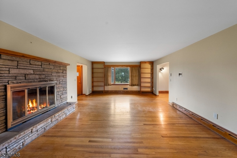 624 Hillsborough Rd