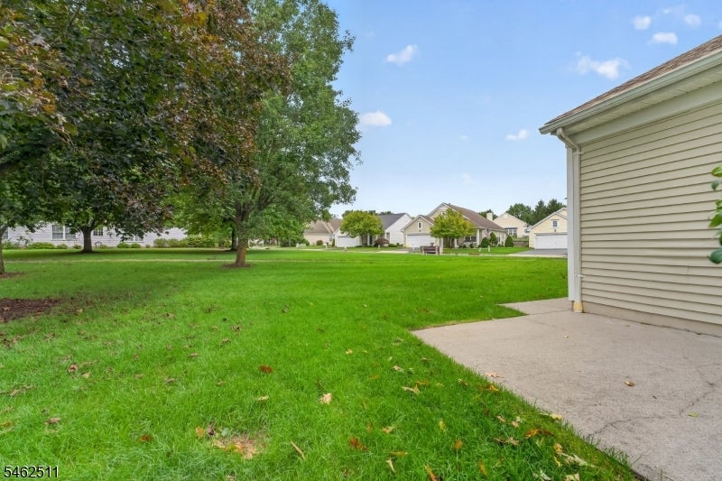 38 Victoria Dr