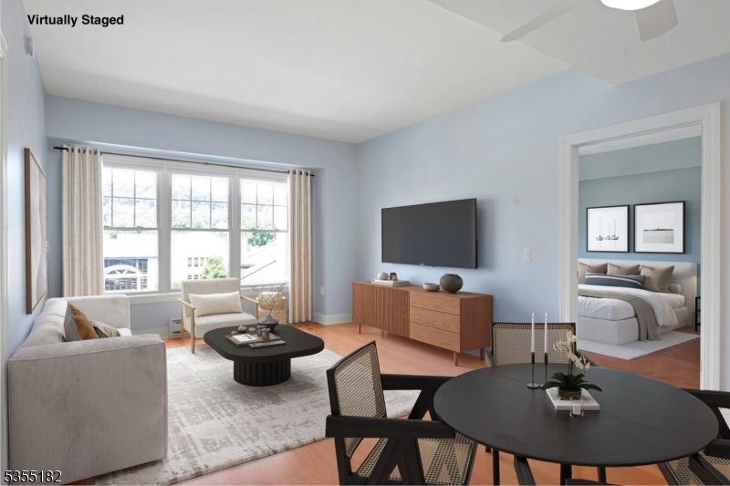 48 S Park St 409
