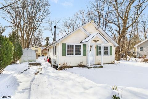 110 Breakneck Rd Vernon Twp. NJ 07422