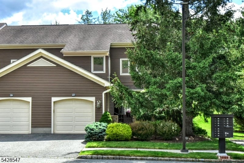 227 Westervelt Ln