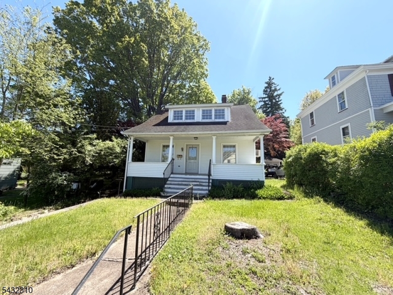 333 E Main St