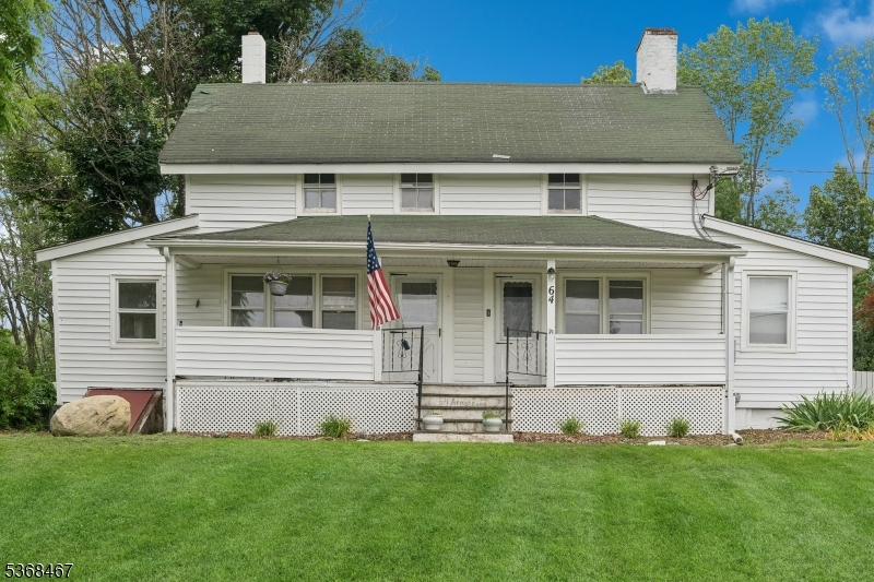 64 Armstrong Rd