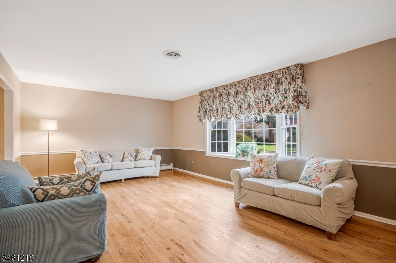 11 Woodrow Wilson Dr