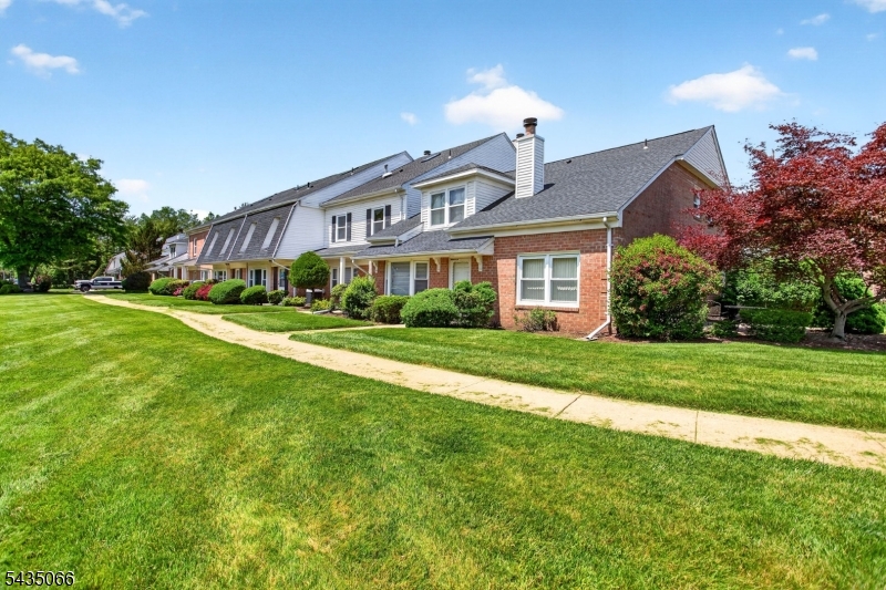 4 Wareham Ct