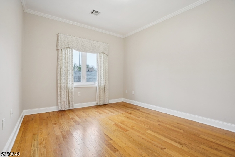 156 Mountain Ave 2
