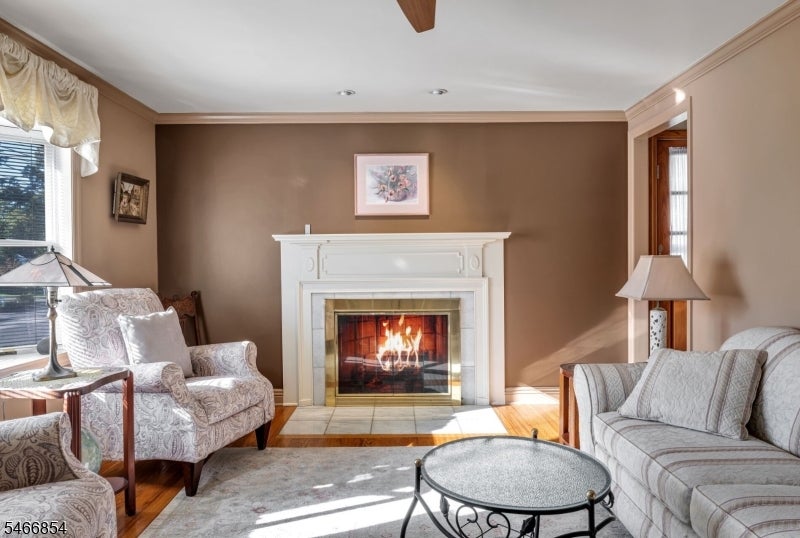 53 Hillcrest Dr