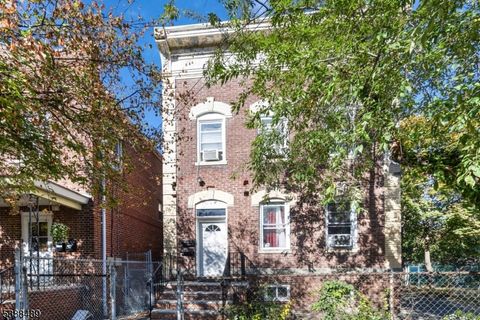 27 Grant St Montclair Twp. NJ 07042