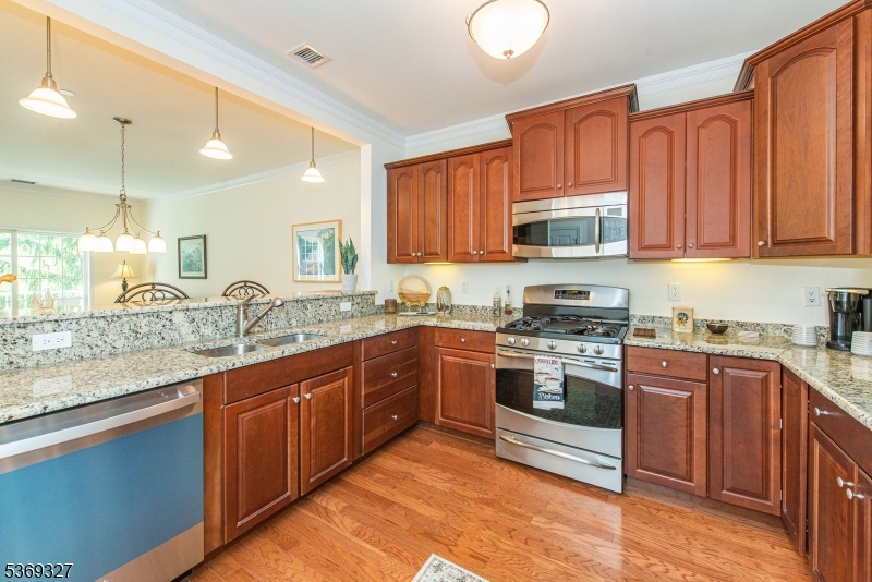 7108 Polk Dr