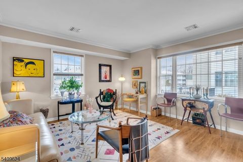 179 Roseland Ave 12 Caldwell Boro Twp. NJ 07006