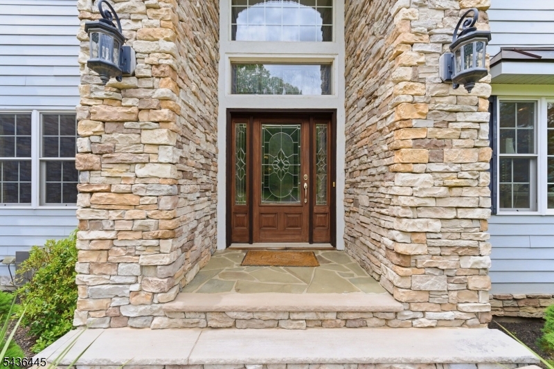 4 Windemere Way