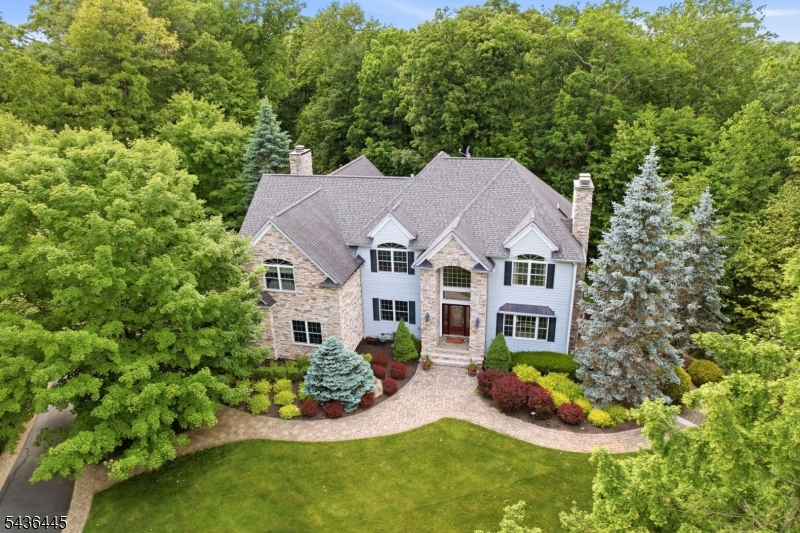 4 Windemere Way