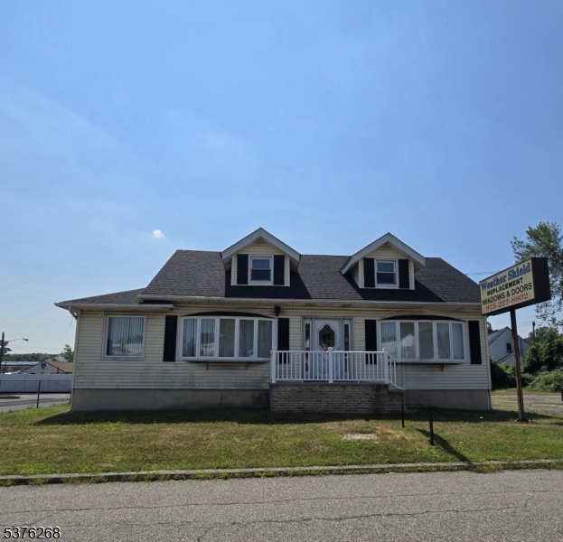 584-588 Us Highway 46