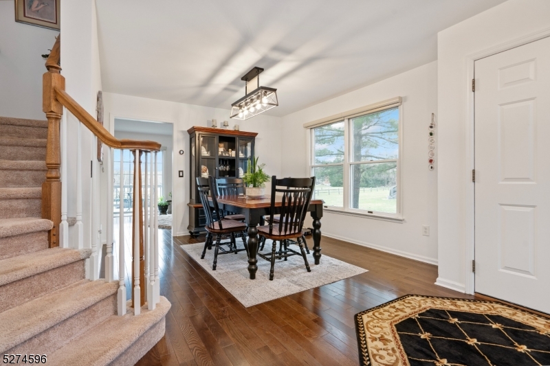 18 Pond Ridge Dr