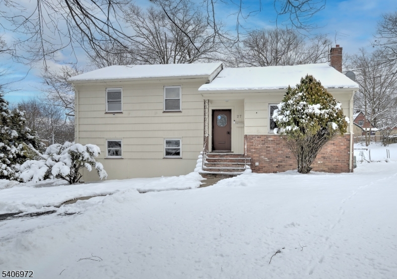 27 Old Short Hills Rd