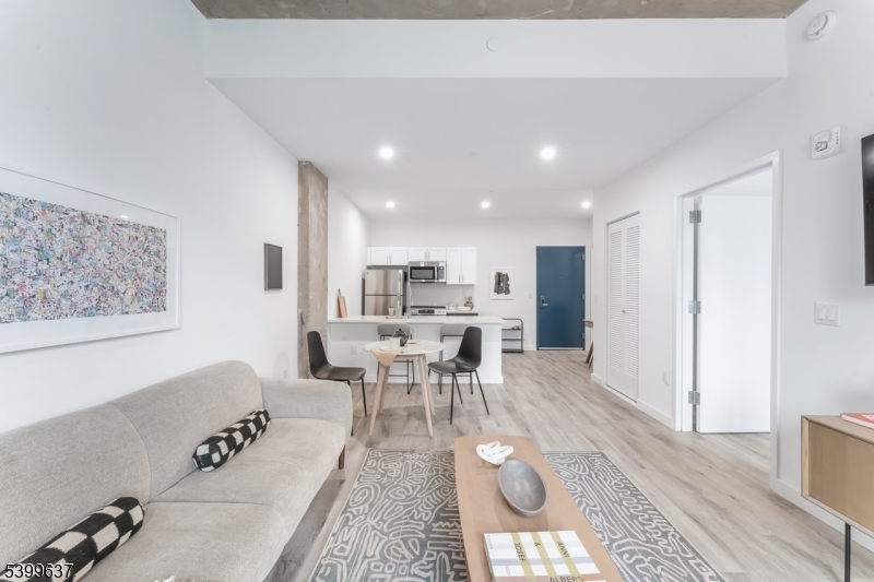 10 Commerce Court 11G