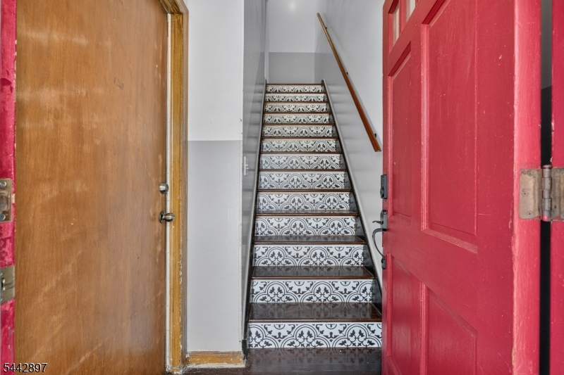 1755 Winfield St Apt 2 2