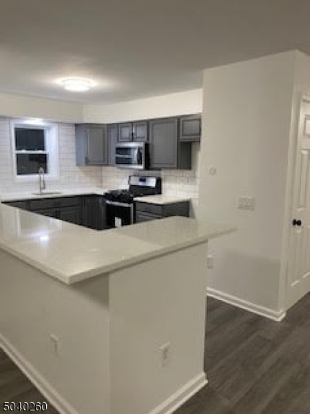 231-233 Park Avenue, Unit 1