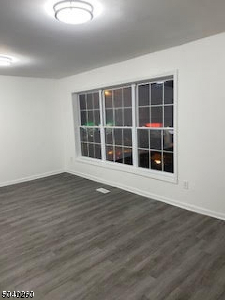 231-233 Park Avenue, Unit 1