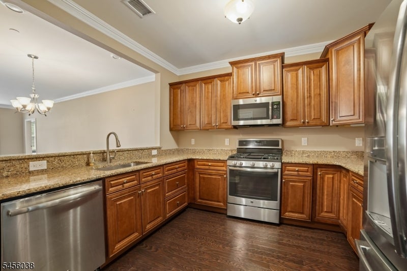 4108 Hoover Ln