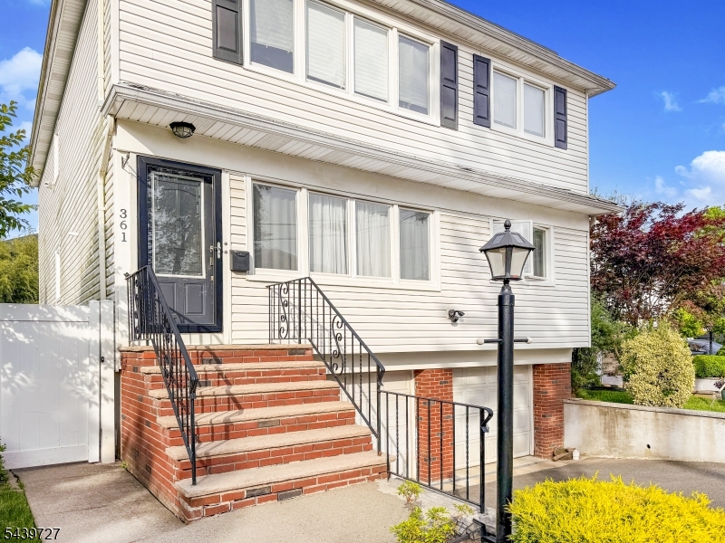 361 Patricia Ct 1