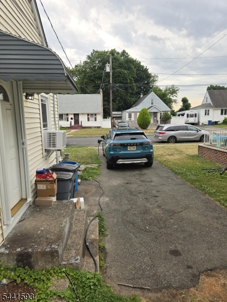 4 Salem Rd