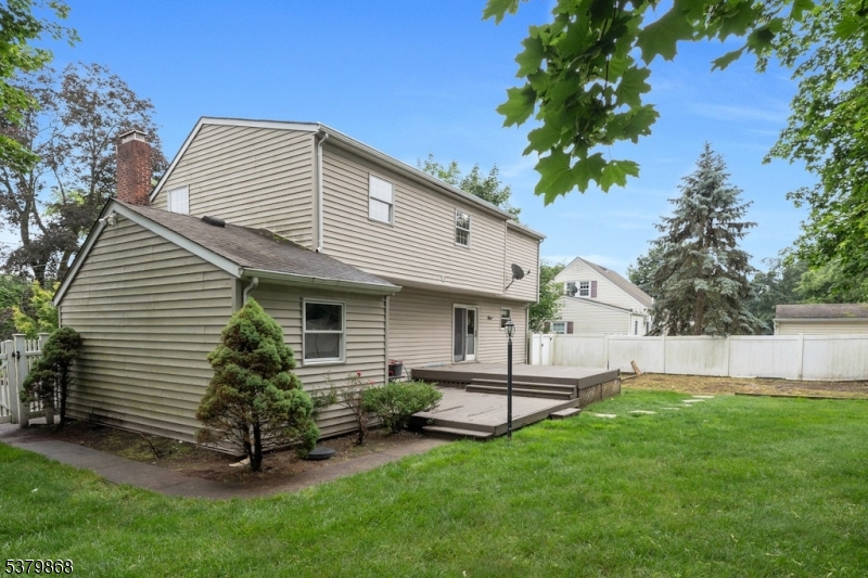 25 Sunrise Dr