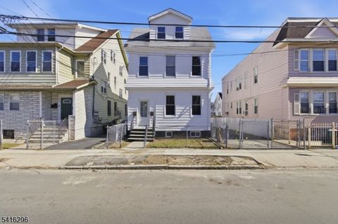 182 Norwood St Newark City NJ 07106