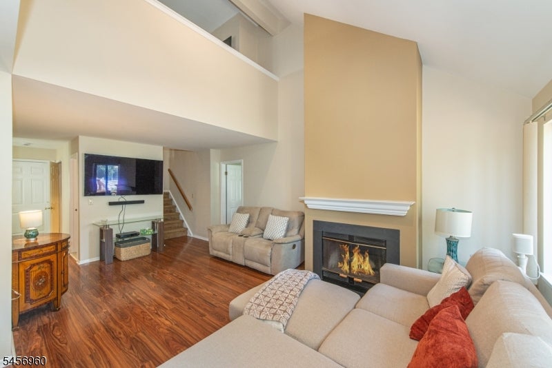 11 Franklin Ct