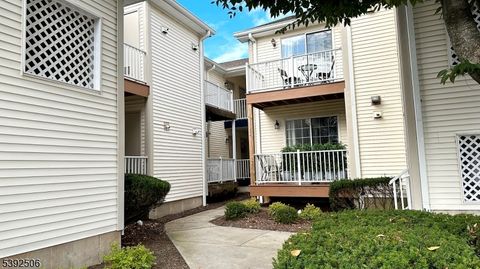 Photo of 18 Potomac Dr Ondo Dr, Bernards, NJ 07920 (MLS # 3993584)